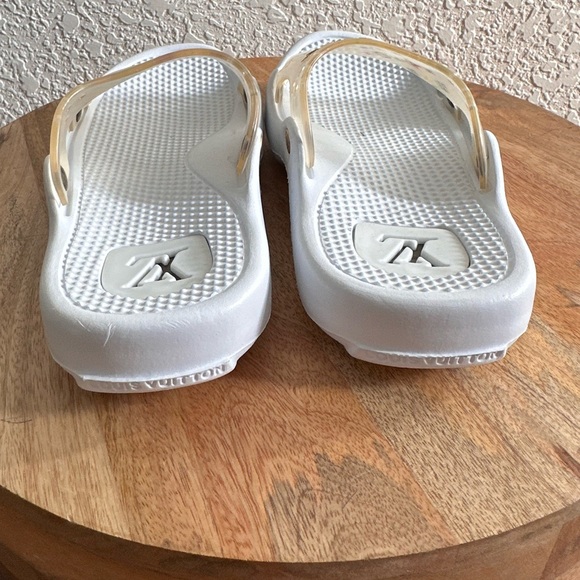 Louis Vuitton Bom Dia Multi Color Clear Monogram Pool Slides sz: 8 - Picture 6 of 10
